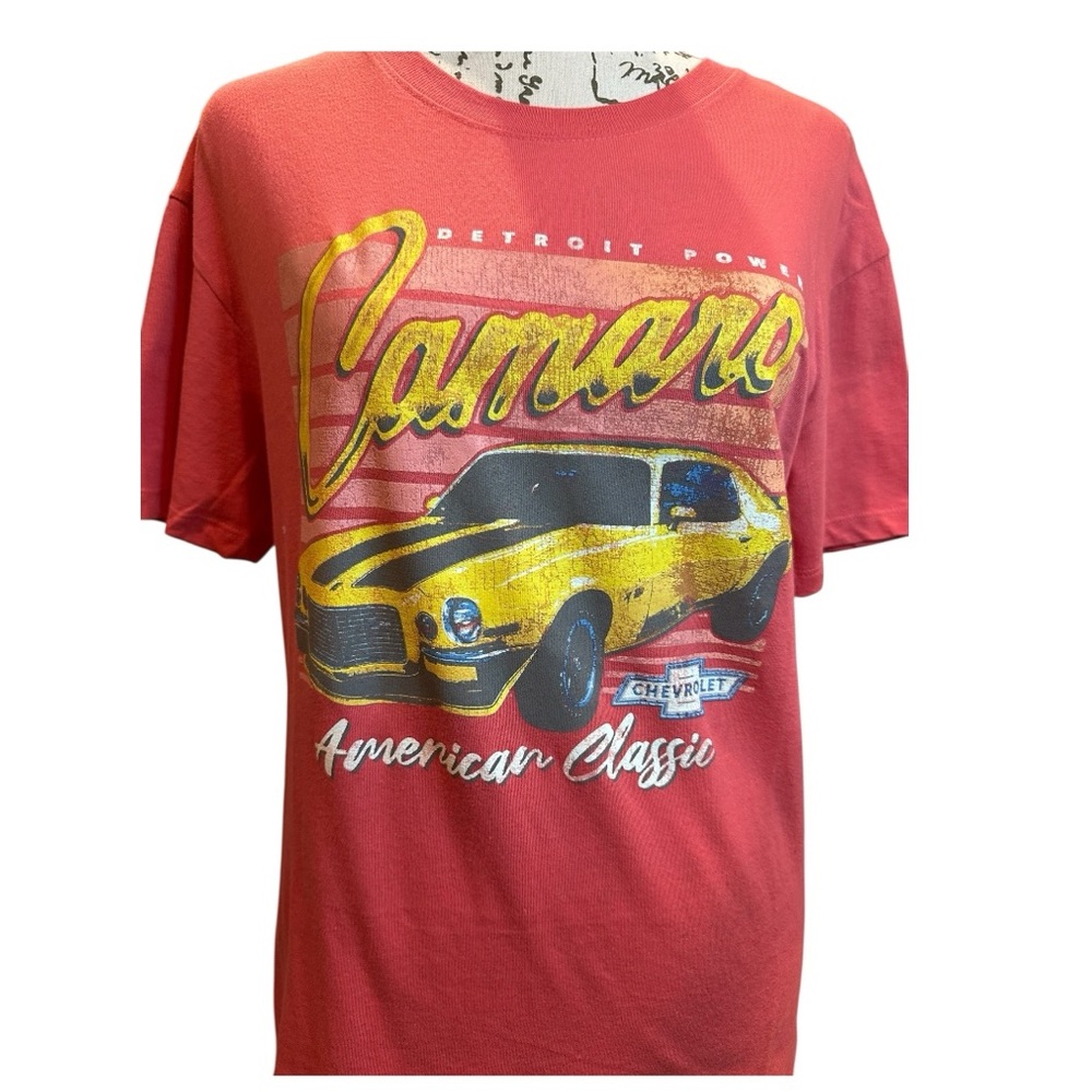 Hybrid Apparel Red Graphic Tee EUC - Picture 6 of 7